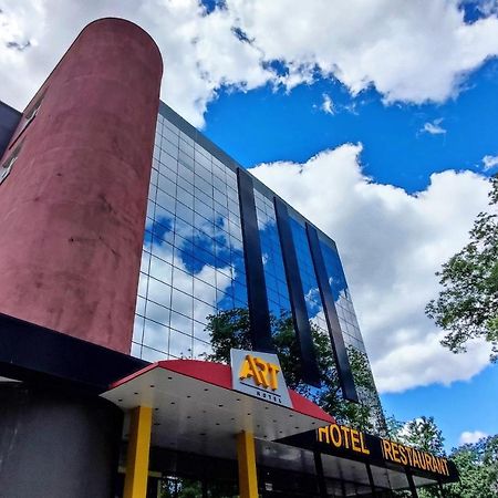 Art Hotel Chisinau Exterior foto
